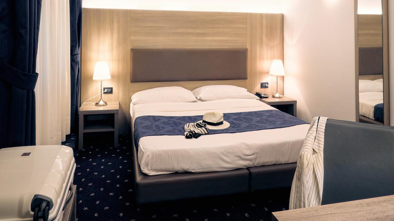 Hotel Roberta Mestre Esterno foto