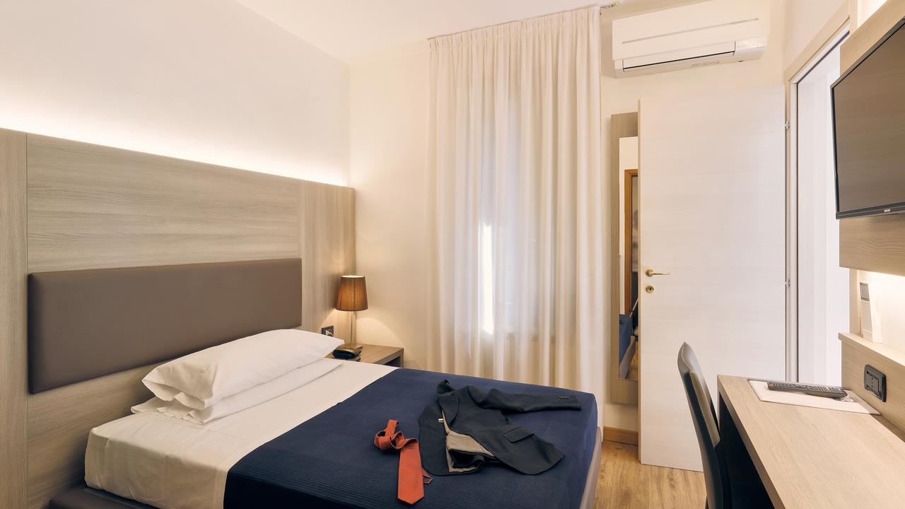 Hotel Roberta Mestre Esterno foto