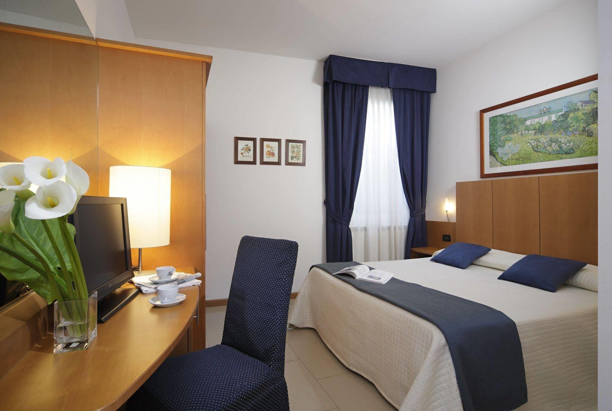 Hotel Roberta Mestre Camera foto