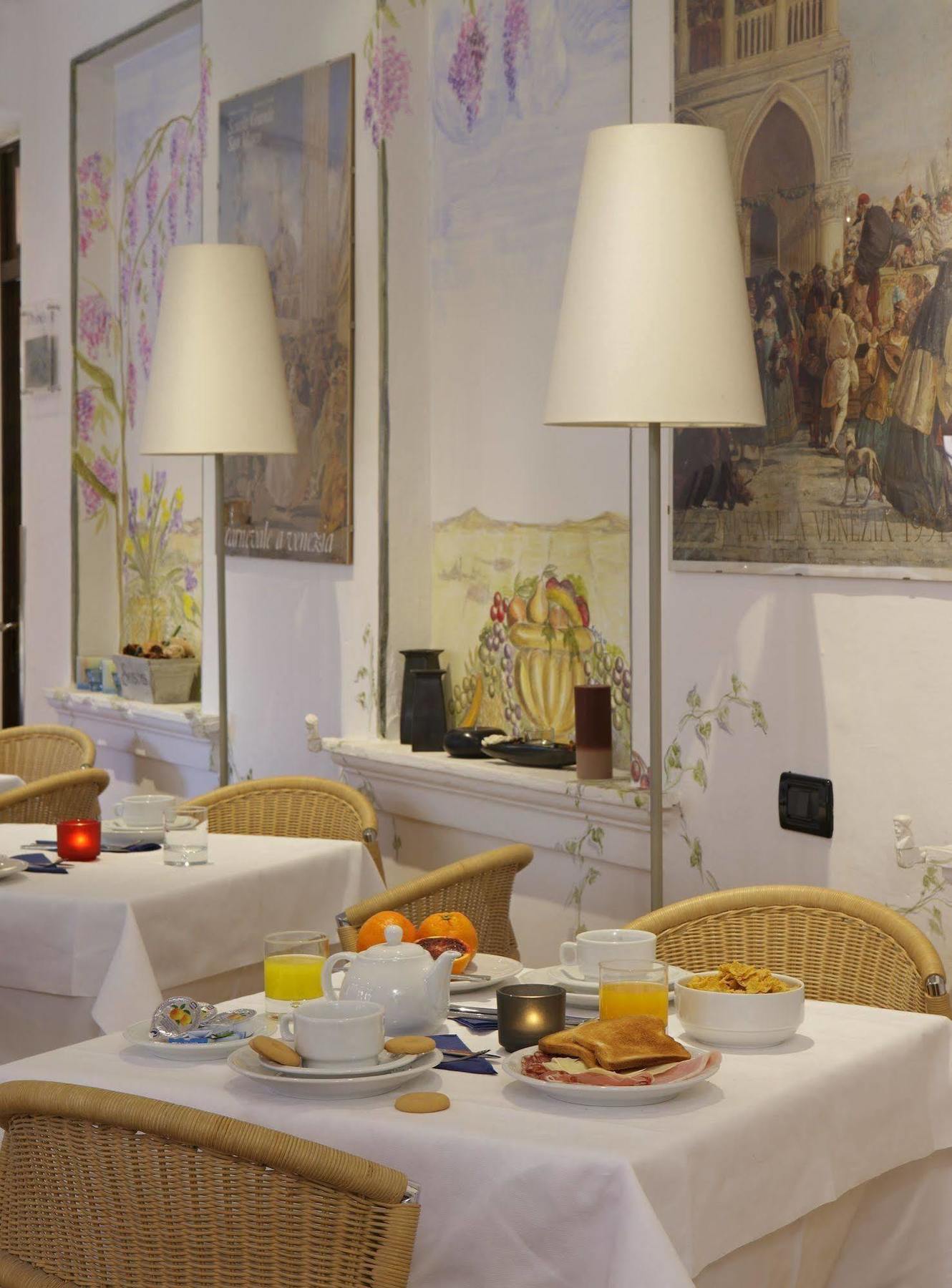 Hotel Roberta Mestre Esterno foto
